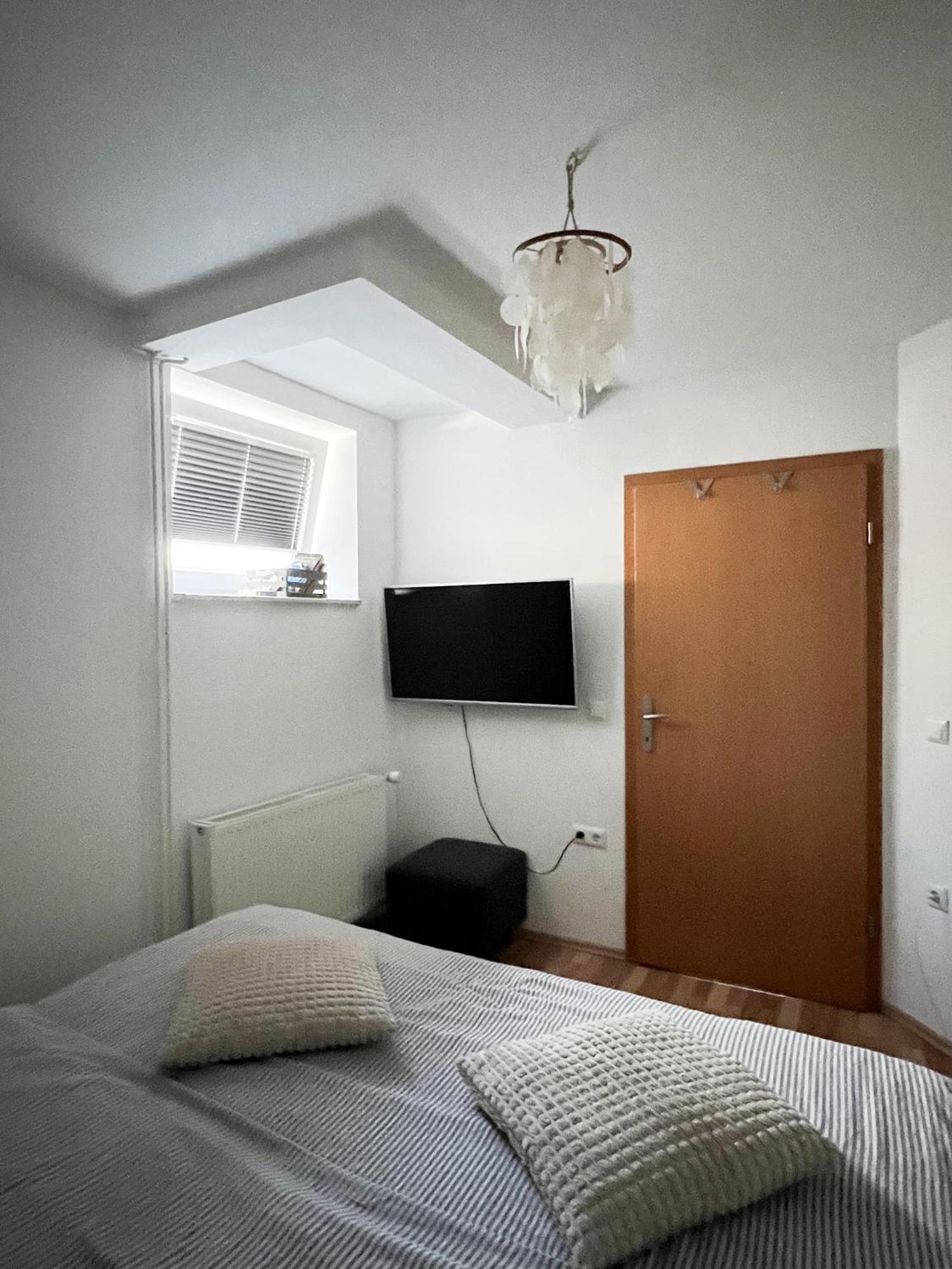 Lovely Basement Rental Блед Экстерьер фото